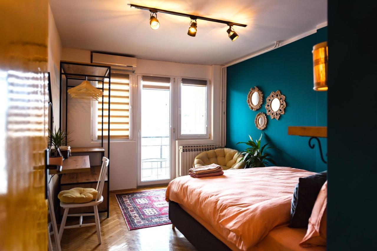 Cozy Bright Central Pristina Exterior foto